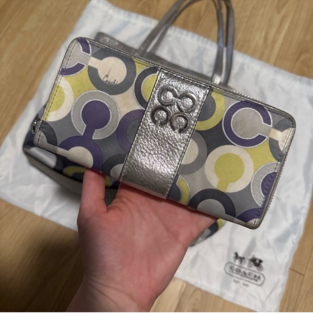Coach Signature Tote Purse & Wallet Matching Set - Picture 2 of 10